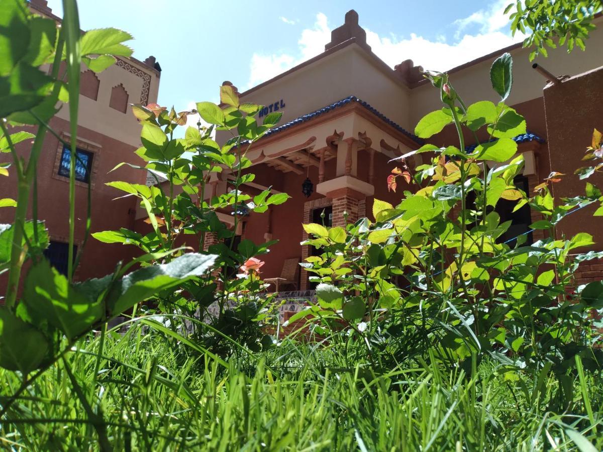 Berbere De La Montagne Hotel Imdiazene Kültér fotó