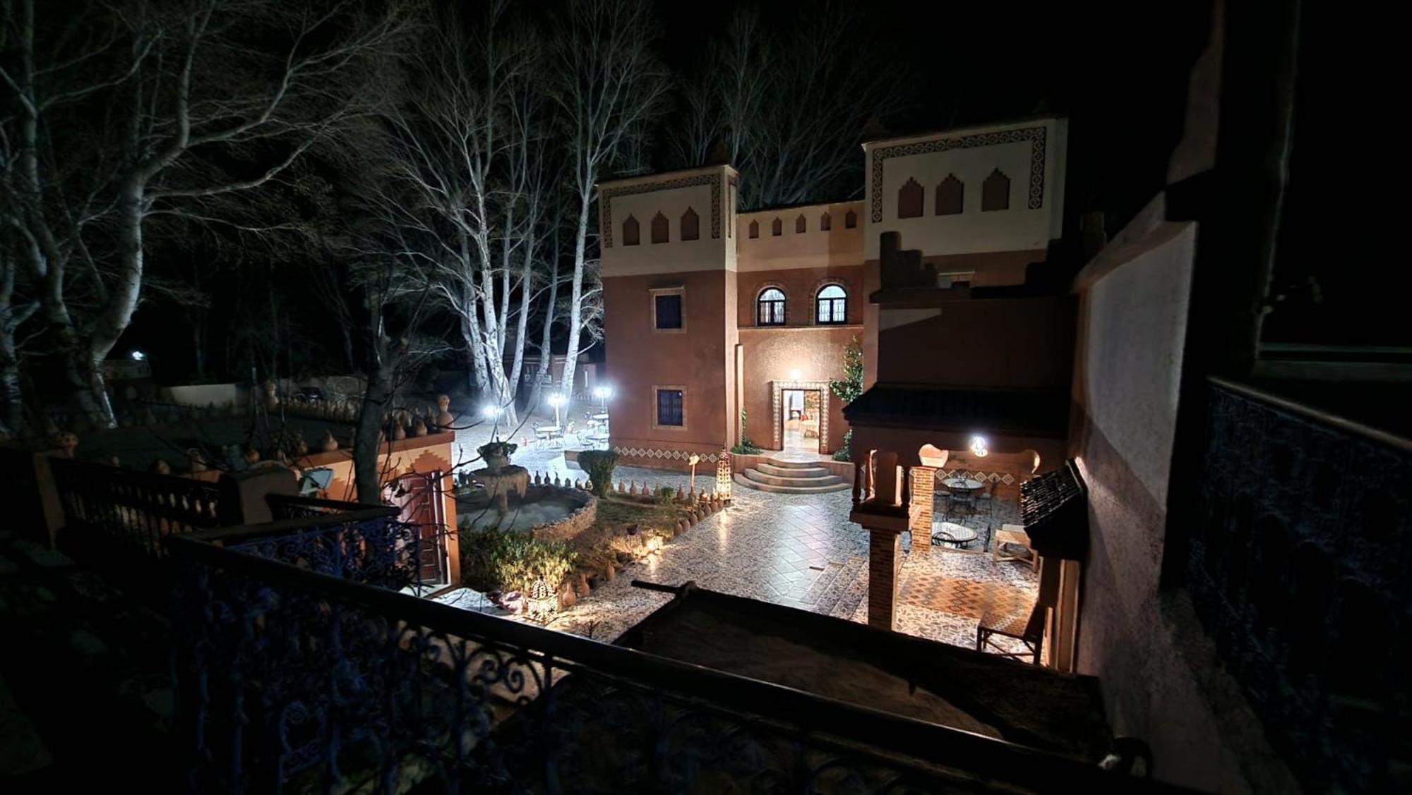 Berbere De La Montagne Hotel Imdiazene Kültér fotó