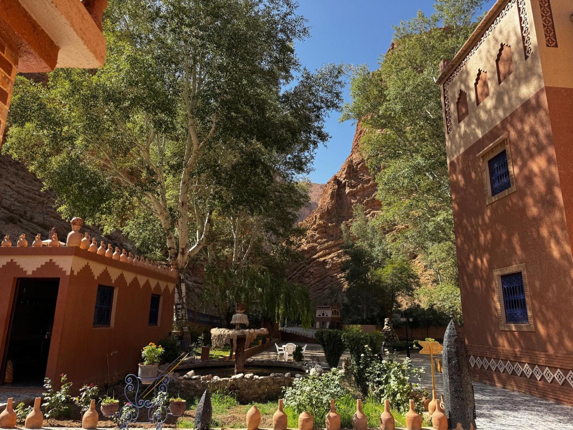 Berbere De La Montagne Hotel Imdiazene Kültér fotó