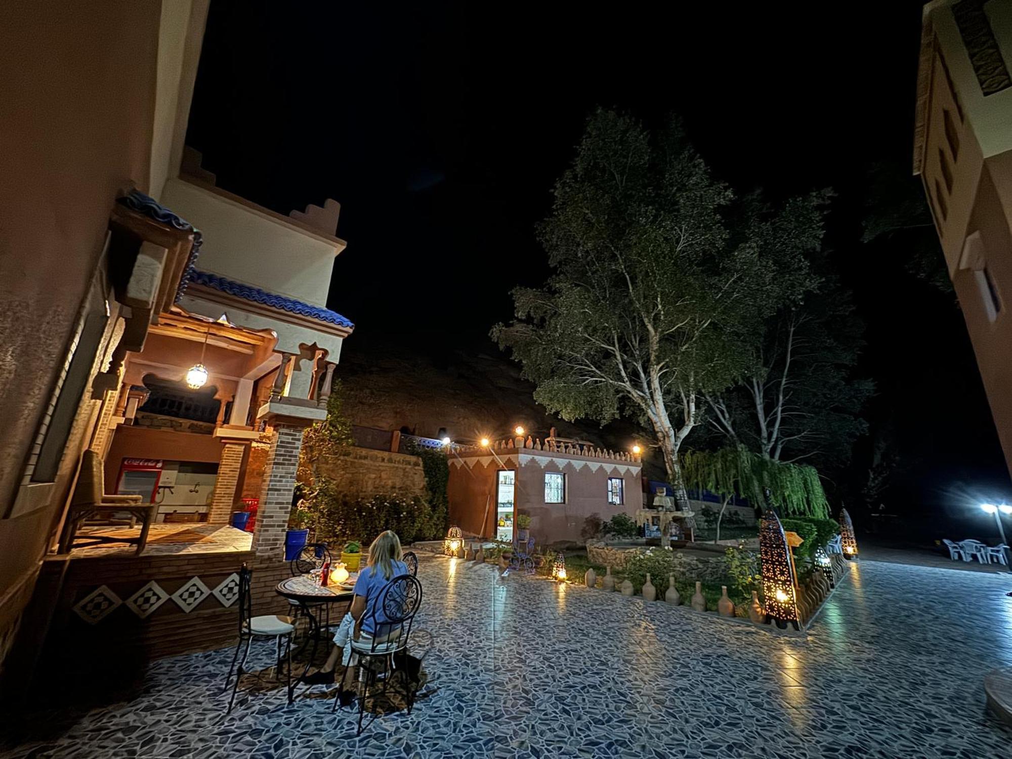 Berbere De La Montagne Hotel Imdiazene Kültér fotó